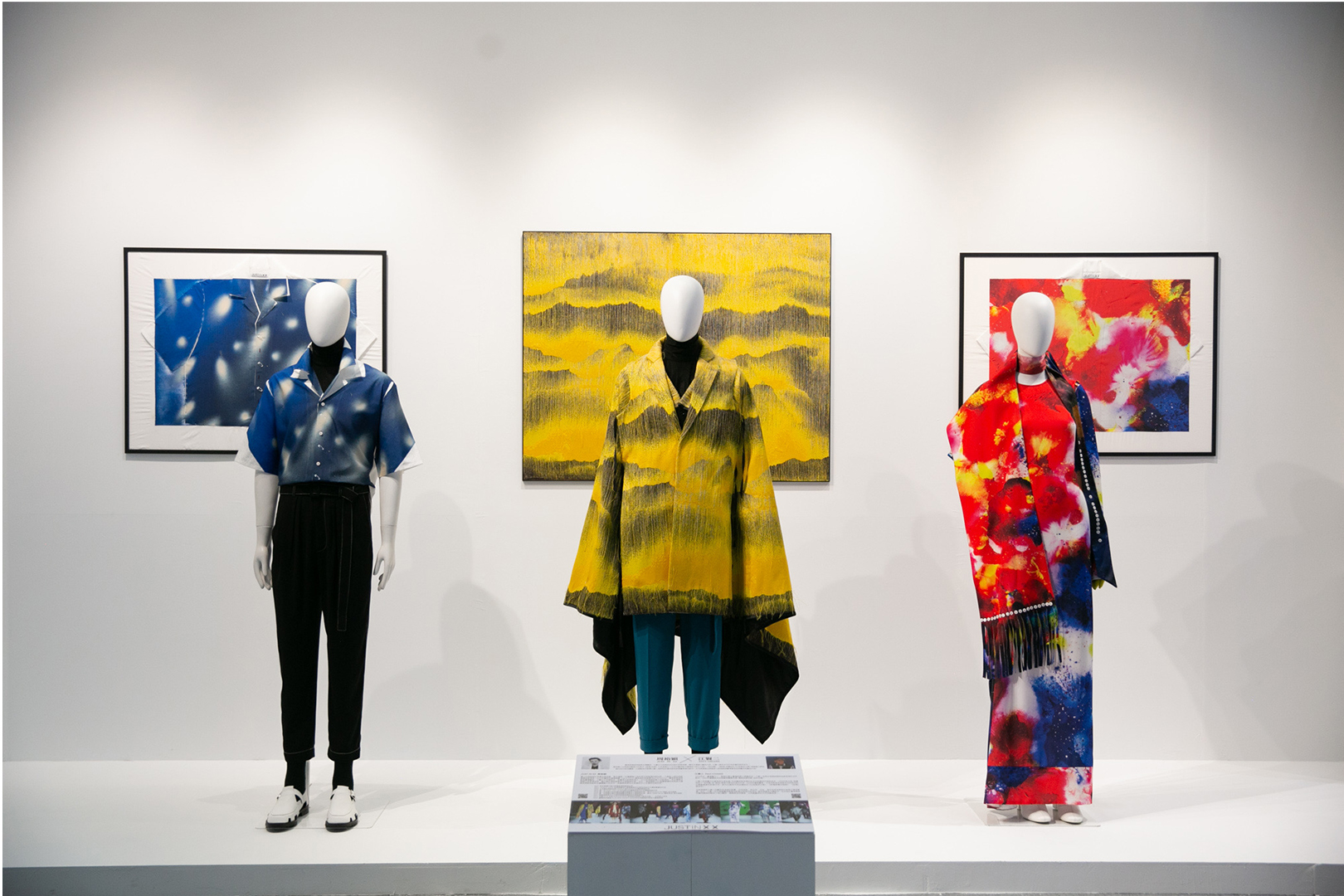 ART TAIPEI 2021 時尚X藝術跨界特區6組藝術家創作結合6組臺灣服裝品牌，展現跨界整合的生命力！